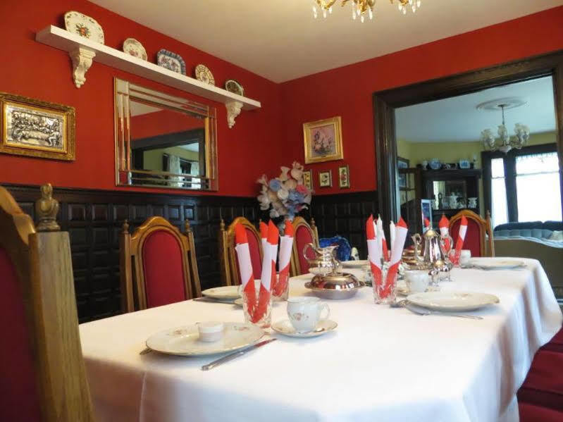Redwood Bed And Breakfast Niagara Falls Exterior photo