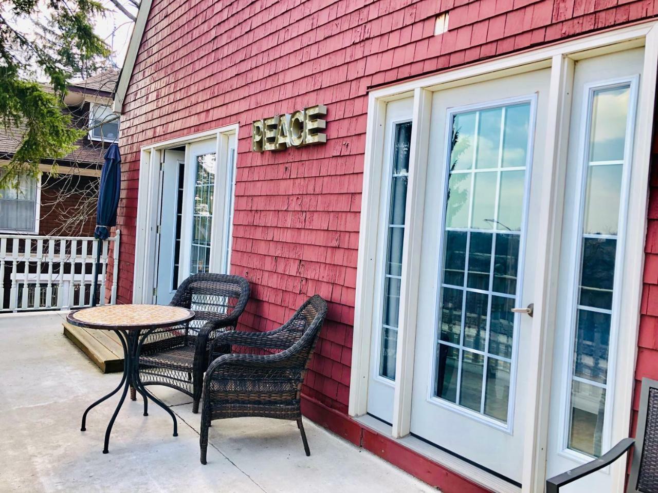 Redwood Bed And Breakfast Niagara Falls Exterior photo
